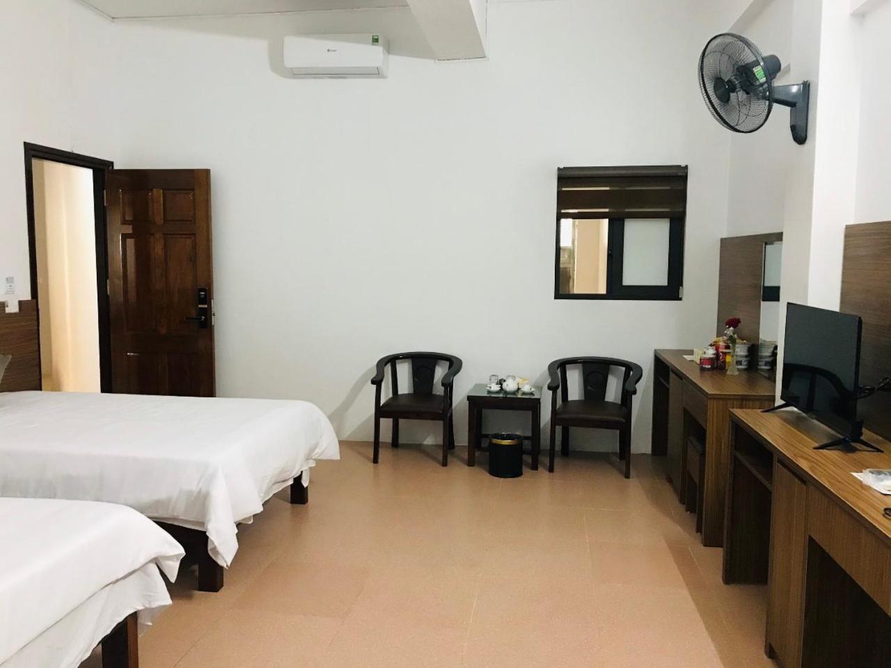 Anh Anh Hotel Bac Ha  Bagian luar foto