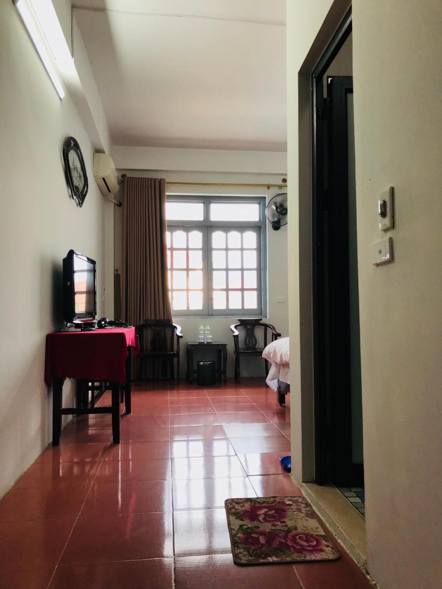 Anh Anh Hotel Bac Ha  Bagian luar foto