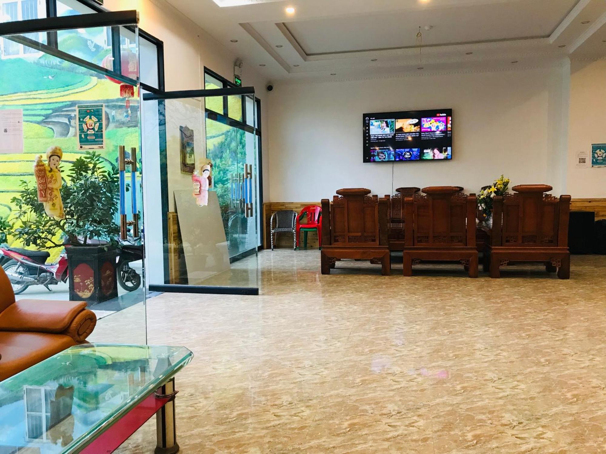Anh Anh Hotel Bac Ha  Bagian luar foto