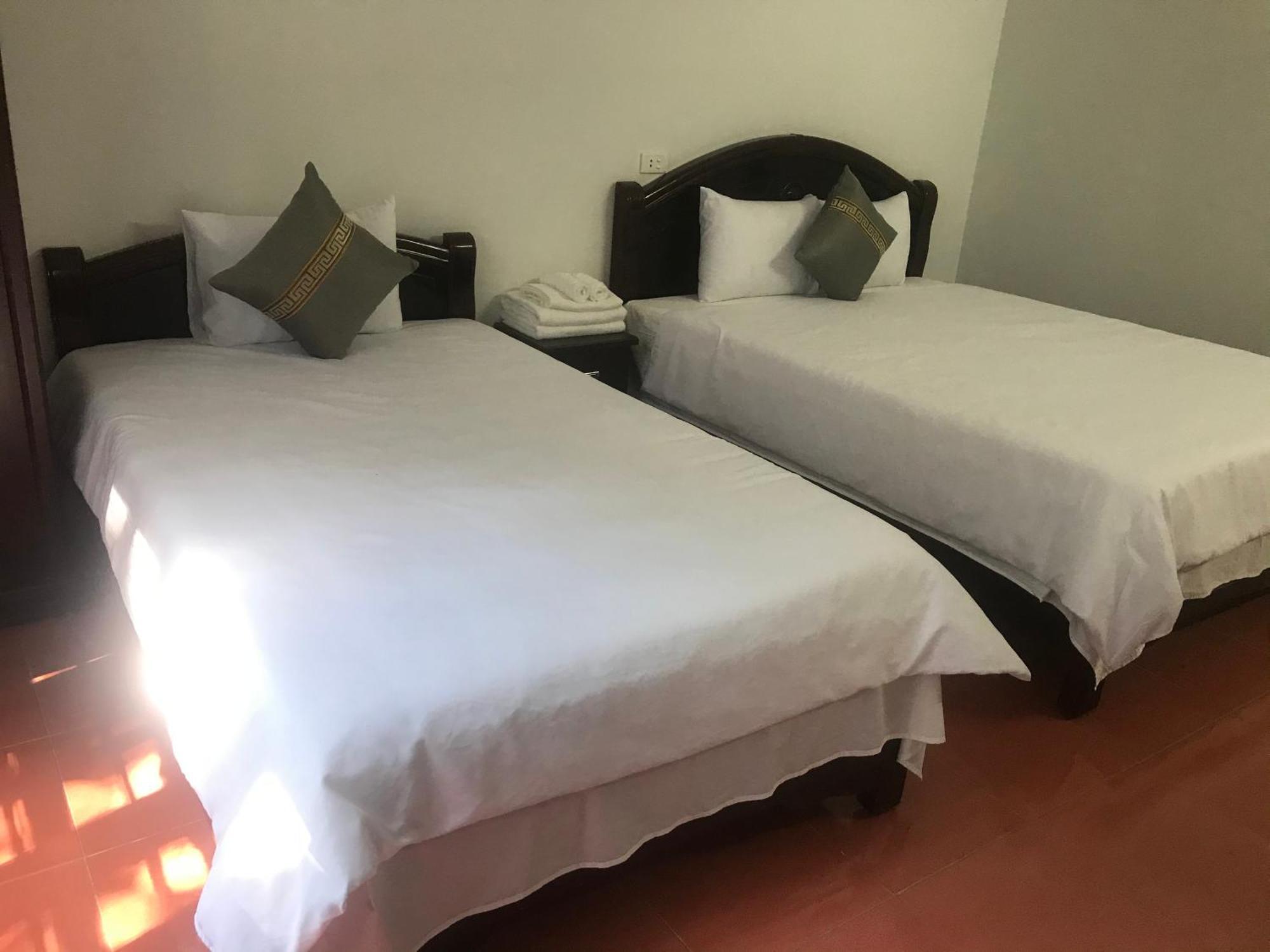 Anh Anh Hotel Bac Ha  Bagian luar foto